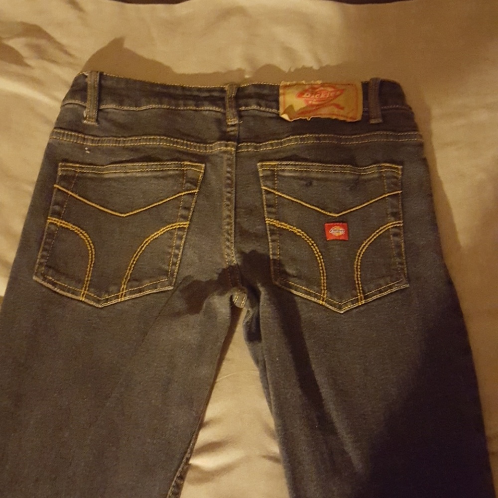 Jeans - Picture 3 of 4
